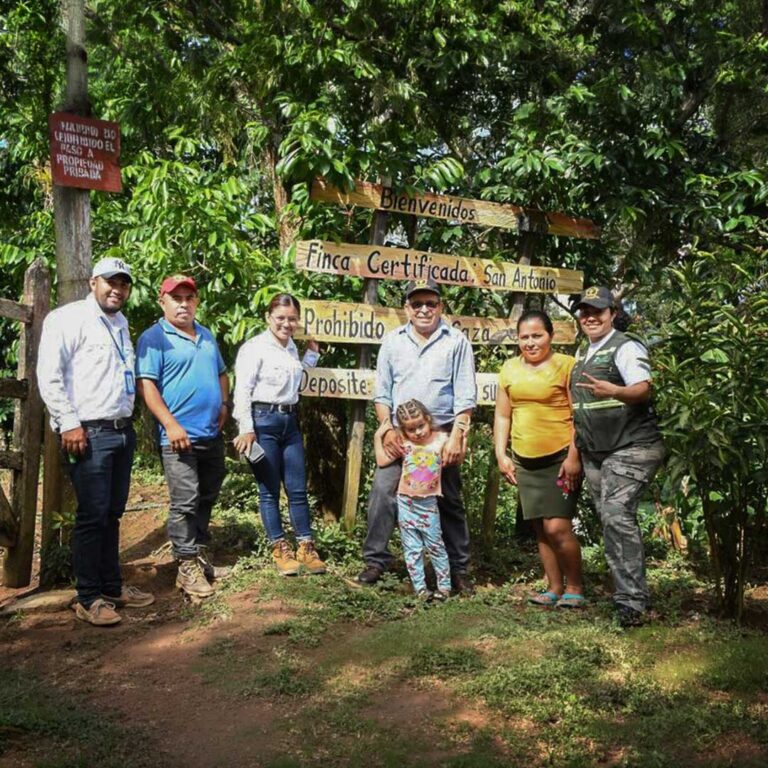 Nikaragua-La-Estrella-farm-01